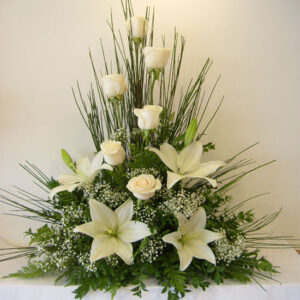 Arrimo de Lilium y 06 Rosas